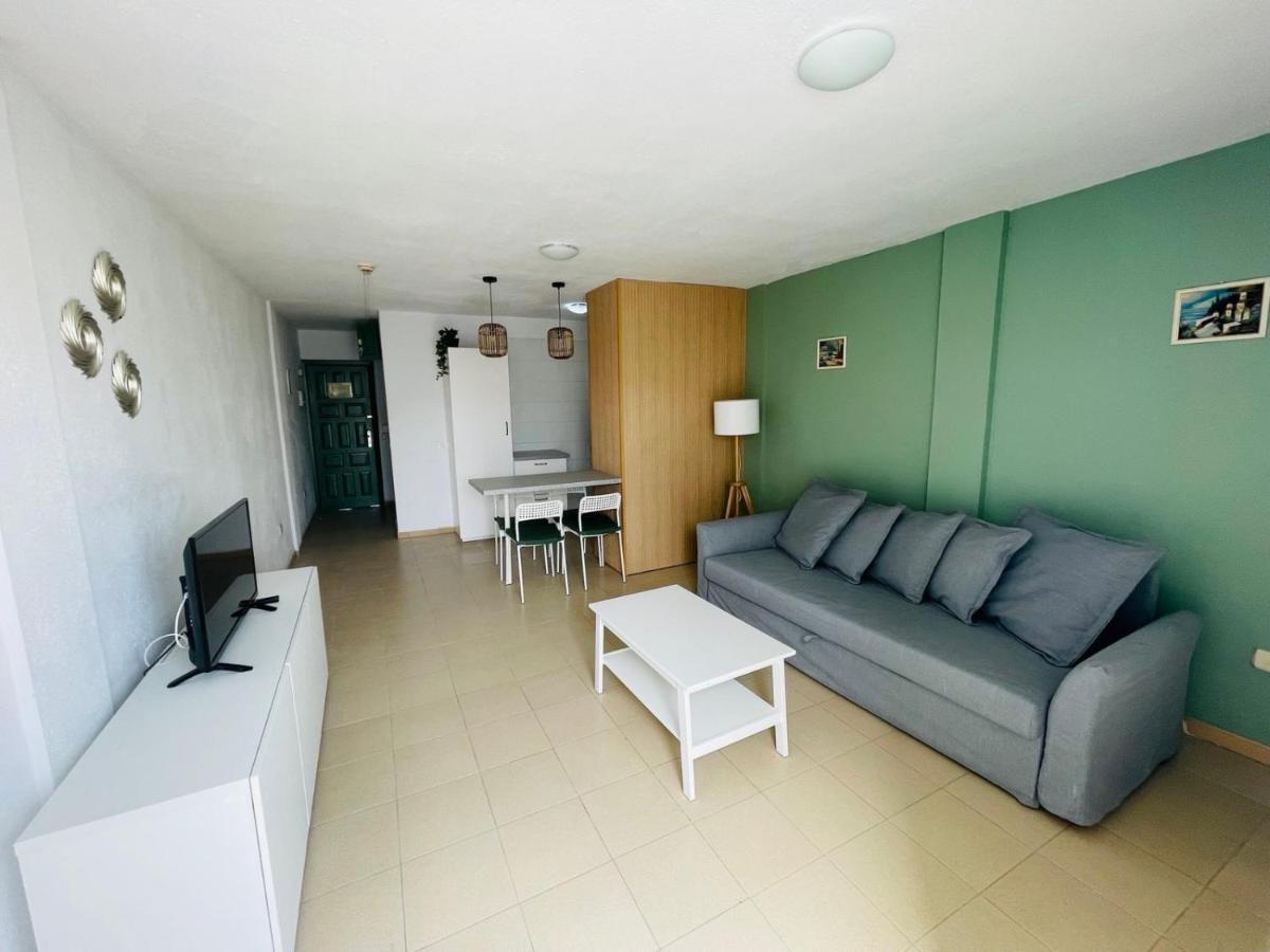 Alondras Park Mialsoma Apartment Arona  Buitenkant foto